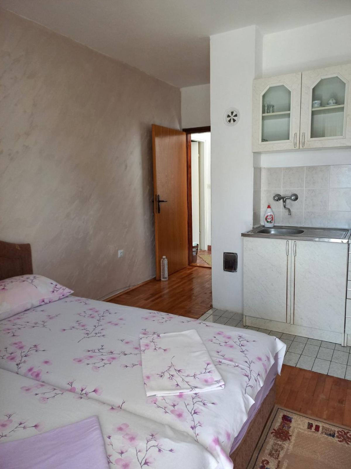Apartmani Palma Sutomore Exterior foto
